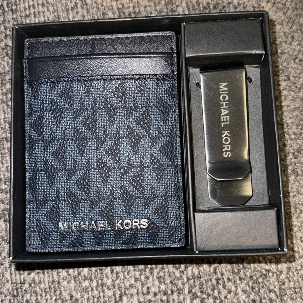 Michael Kors Money Clip NWT in box